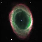 Ocaso de una estrella convertida en una nebulosa de colores.
